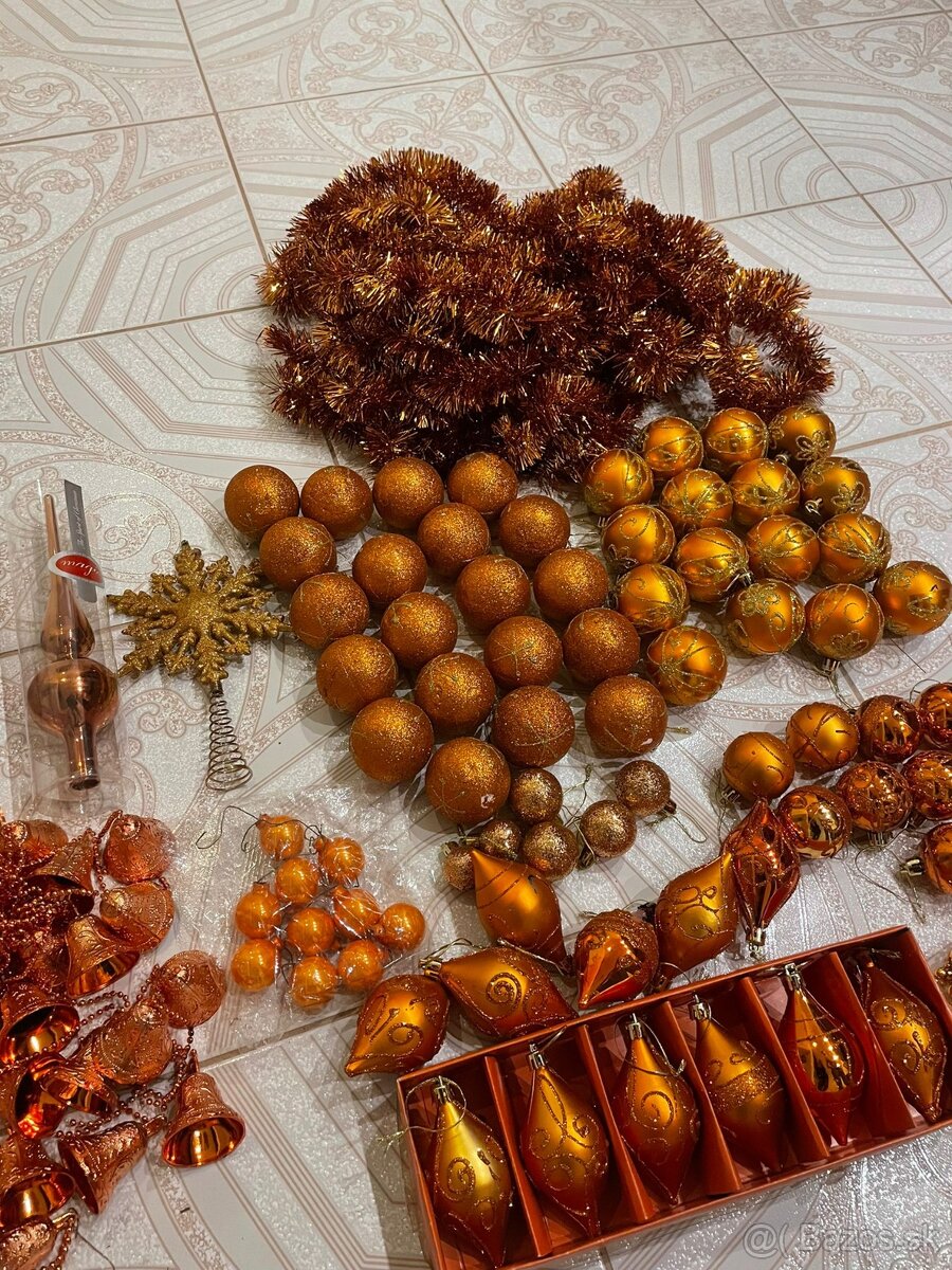 Vianočné gule a ozdoby - 2