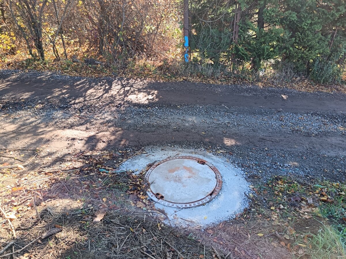 Predaj stavebného pozemku 1945 m2 Nitra Zobor - 2
