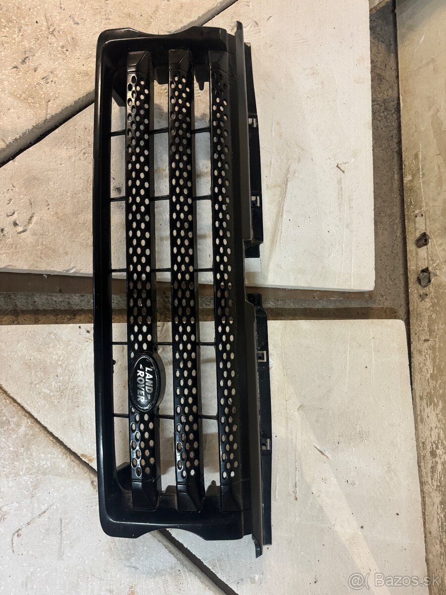 Range rover sport predna maska - 2