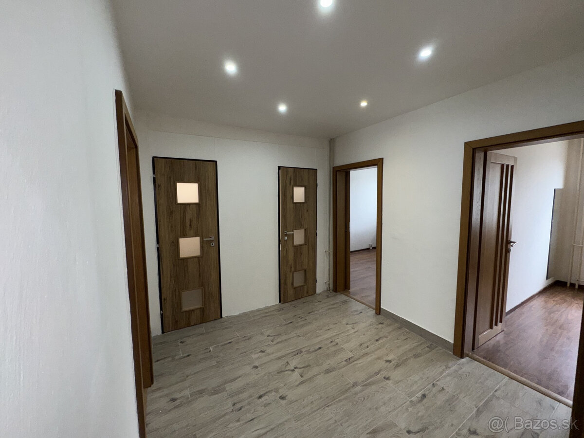 Na predaj 3-izbový byt po rekonštrukcii v atraktívnej lokal - 2