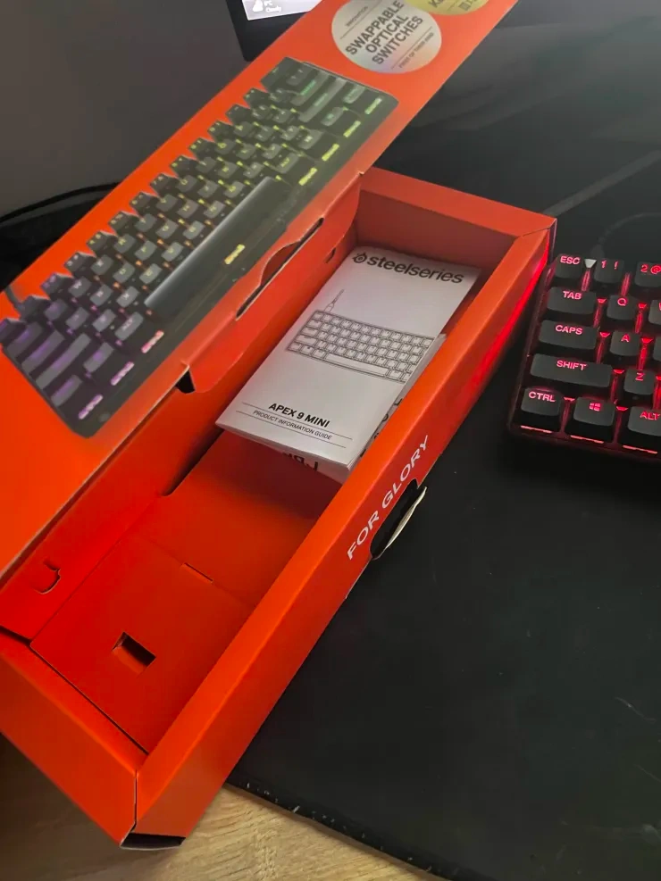 ⌨️ Apex 9 Mini – mechanická klávesnica, poškodený konektor - 2