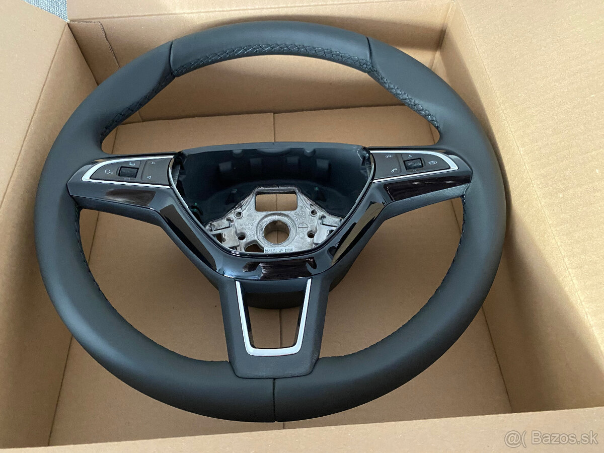 Nový originálny trojramenný MF volant Škoda - vyhrievaný - 2
