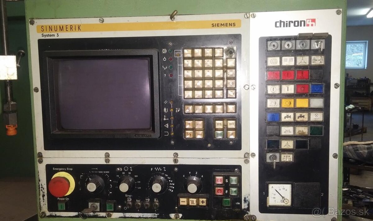 CNC Obráběcí centrum (vertikální) CHIRON FZ 16L (4455) - 2