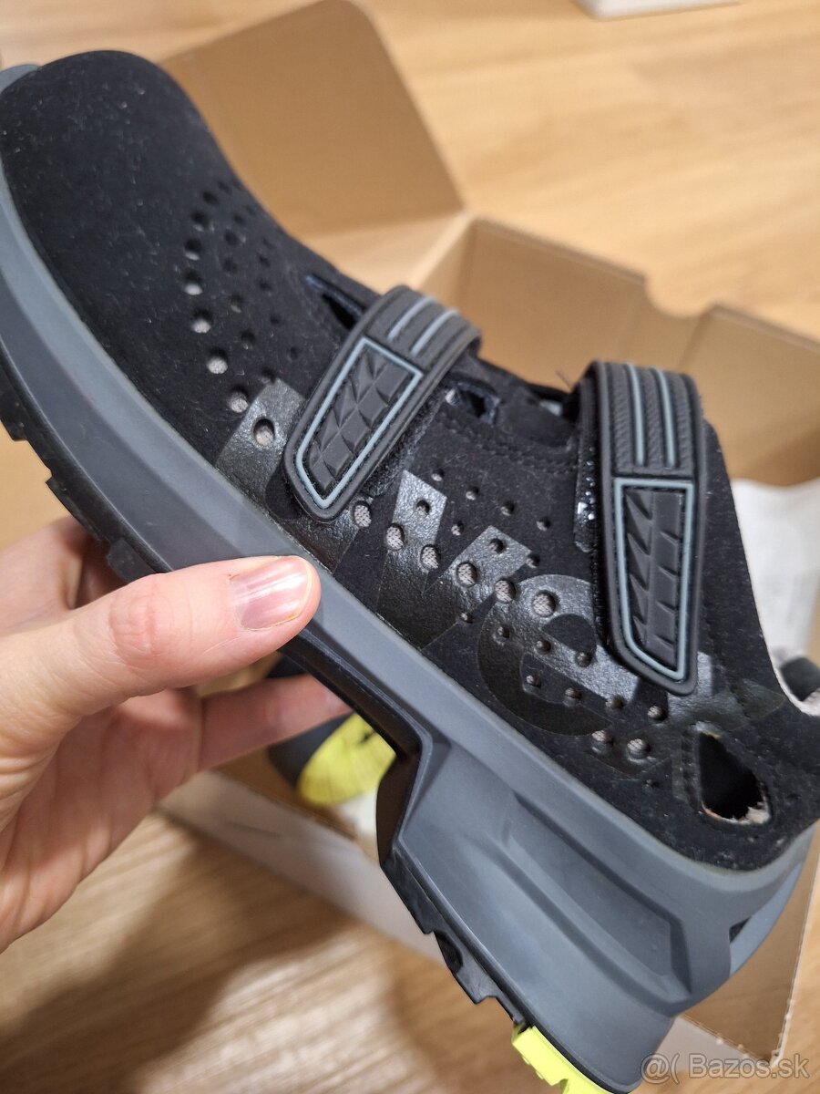 Pracovná obuv Uvex - 2