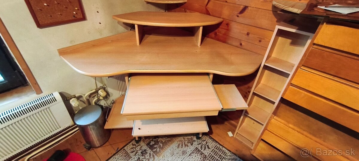 PC stolík kombinovaný - 2