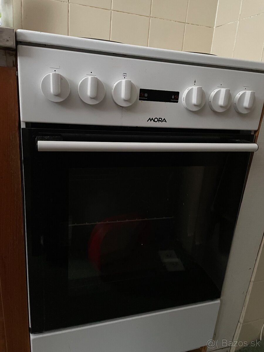 Elektrický sporák s rúrou - 2