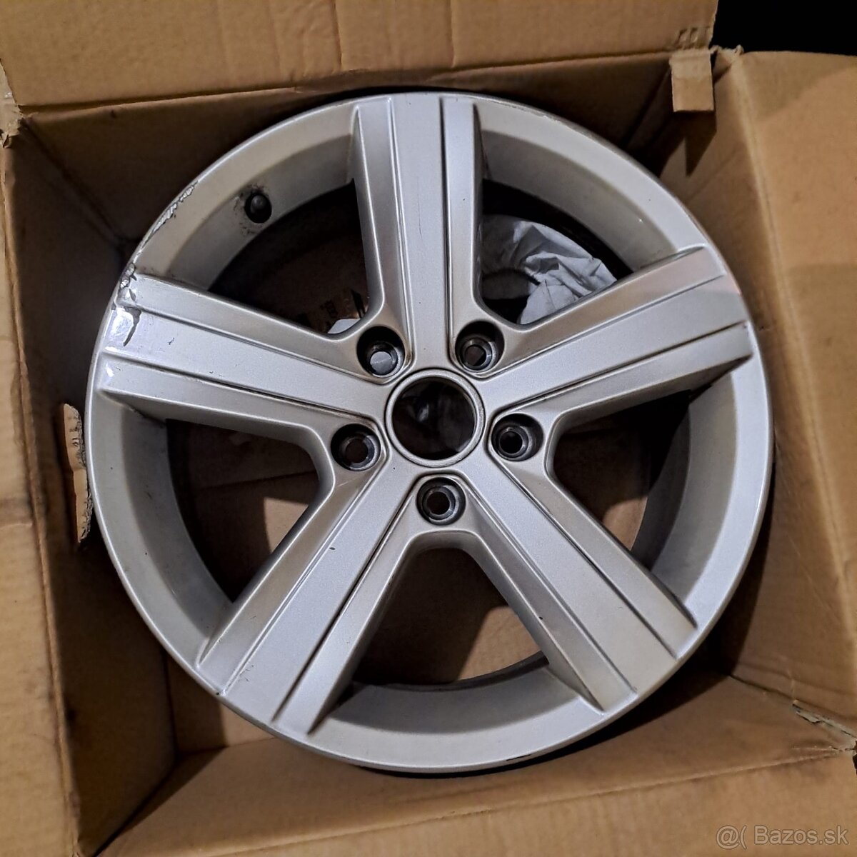 1 ks. Hliníkový disk R16 VW - 2