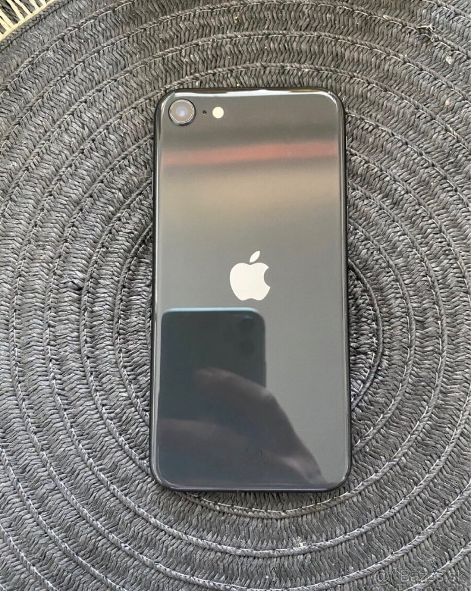 Predám /vymením Apple iPhone SE 2022 - 2
