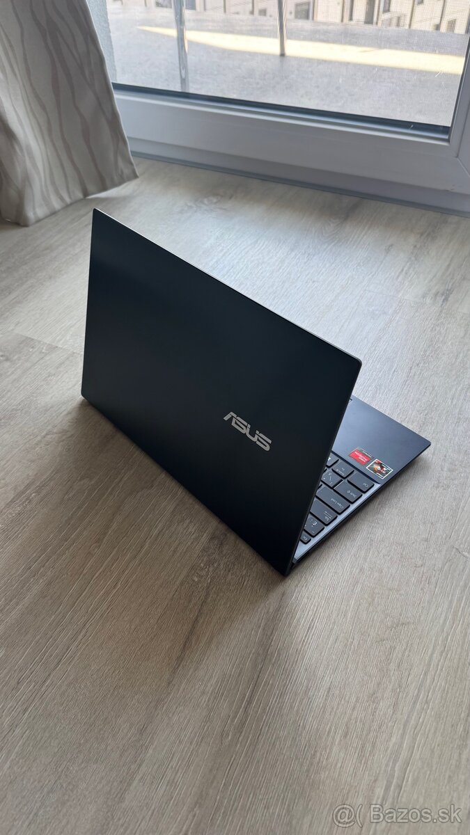 Notebook ASUS ZenBook 14" - 2
