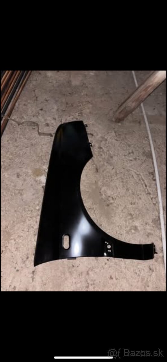 VW Golf III blatníky predne L/R - 2