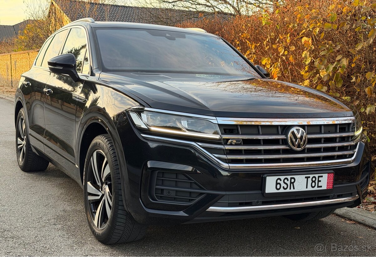 Volkswagen Touareg R-Line, 210kW (286PS), 3/2020, 87.920km - 2