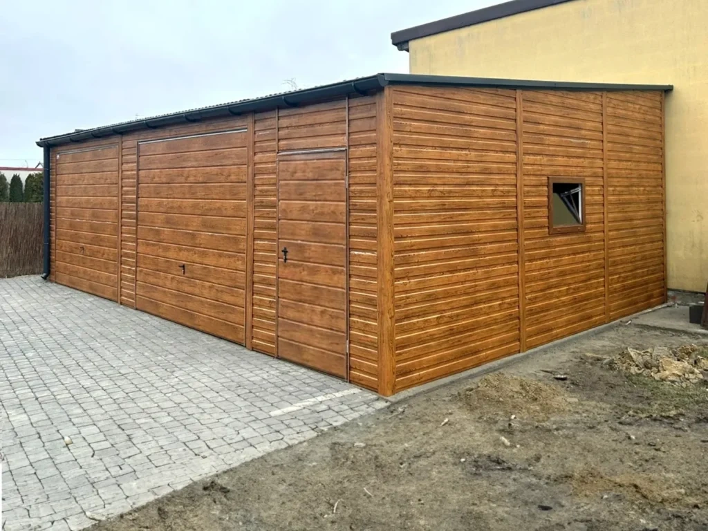 🏡 Prémiová plechová garáž 9 × 6 m – DIZAJN ZLATÝ DUB + RAL - 2