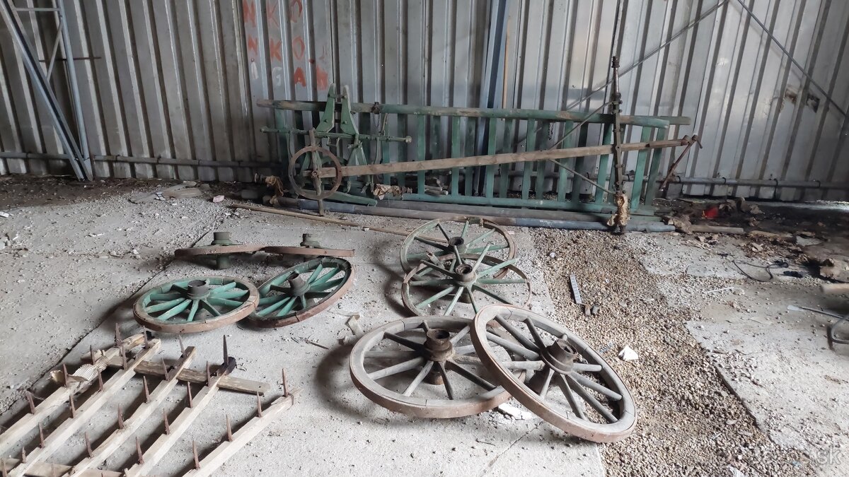 Drevený rebrinoví voz - 2