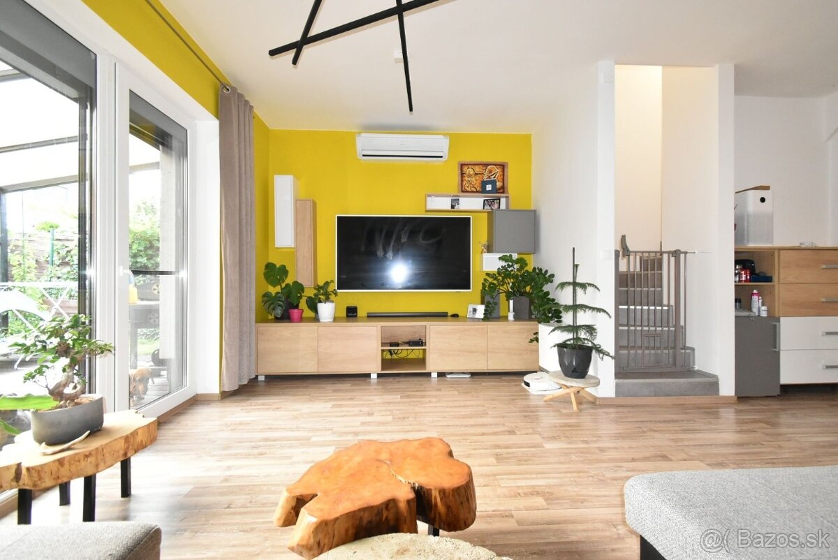 Moderné bývanie v 3 iz. mezaníne so záhradou v Bernolákove - 2