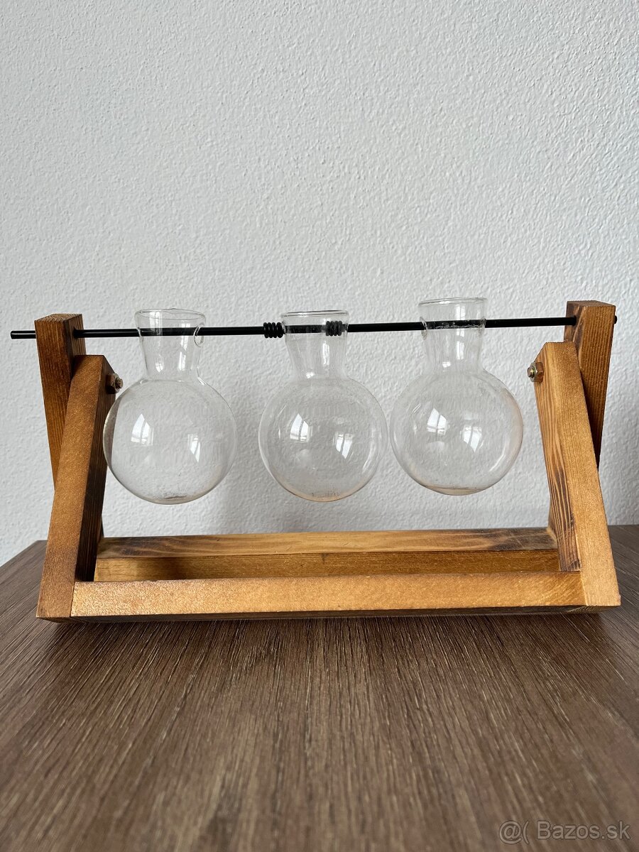 Sklenené kvetináče - 2