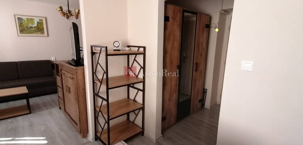 IBA U NÁS Vkusný 1+1, 34m2, rekonštr., zariadený, Hurbanova - 2