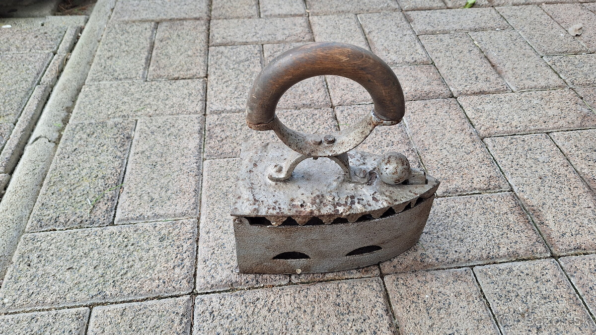 Stará žehlicka - 2