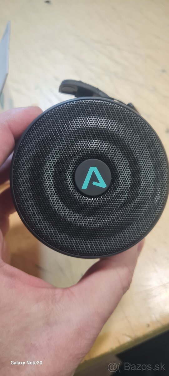 Bluetooth reproduktor, uplne novy - 2