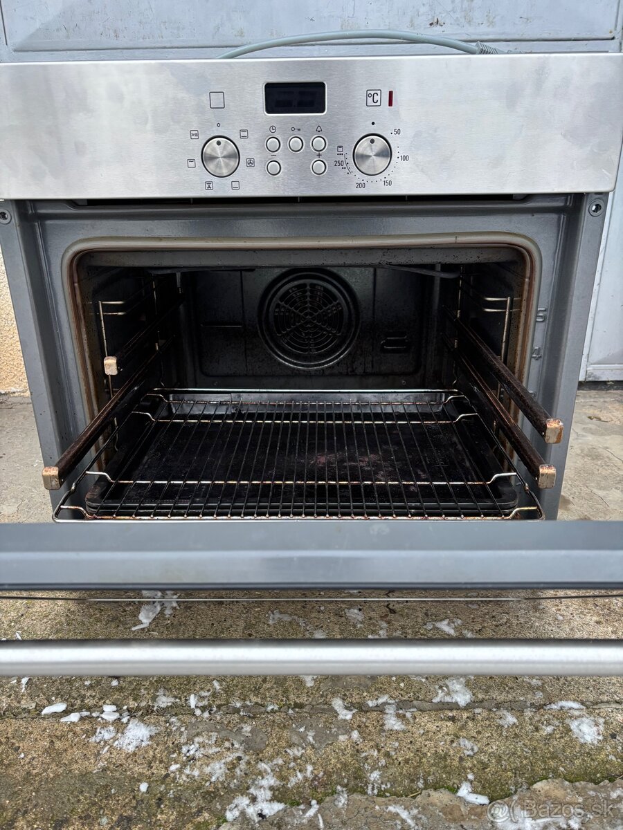 Vstavana rura Siemens HTHB23 - 2