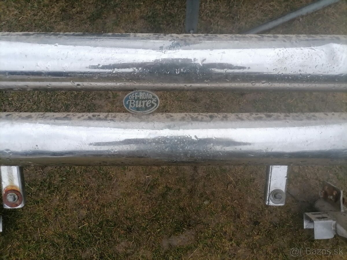 Predám predný rám antikorový - 2