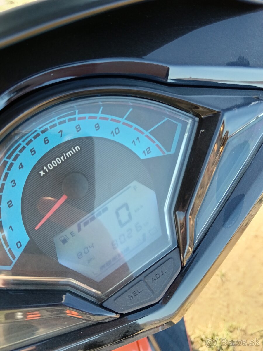 Adamoto fast 125 - 2