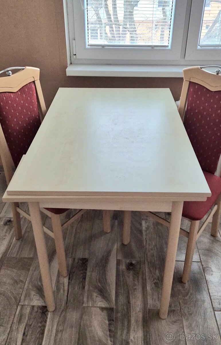 Kuchynský stôl, stoličky - 2