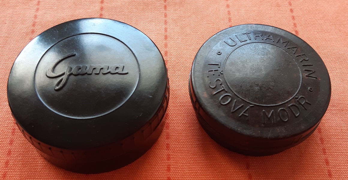 Stare retro CSSR bakelitove krabicky a puzdro - 2