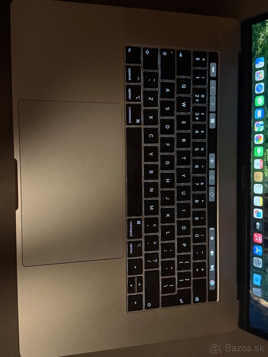 MacBook Pro 2019 16 inch - 2