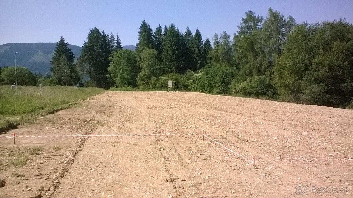 Velky stavebny pozemok Jamnik 1027m2 - 2