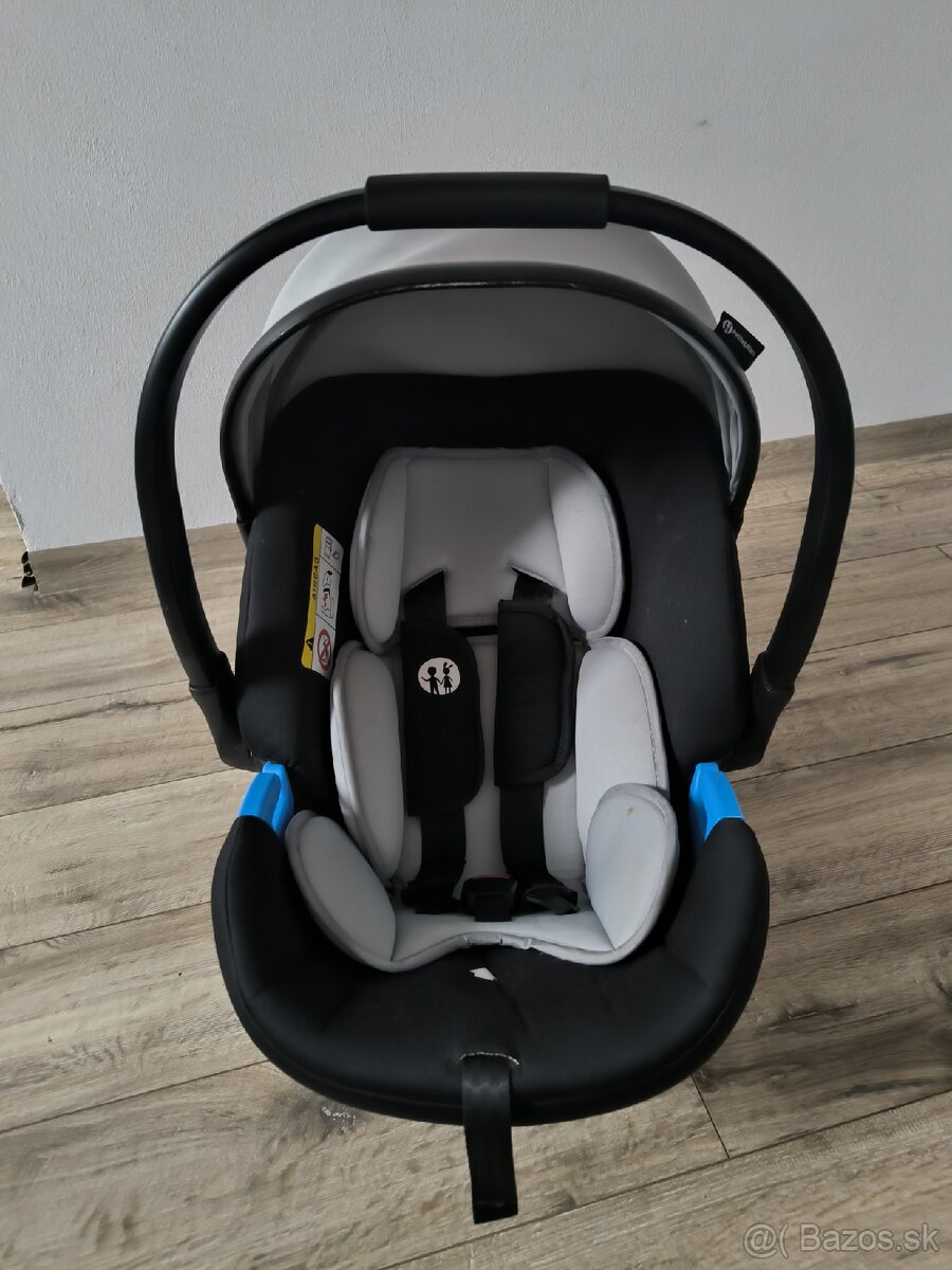 Autosedačka/vajíčko Petite&Mars - 2