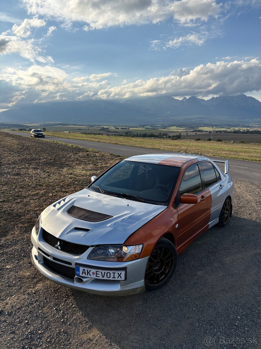 Mitsubishi Lancer Evo 8 - 2
