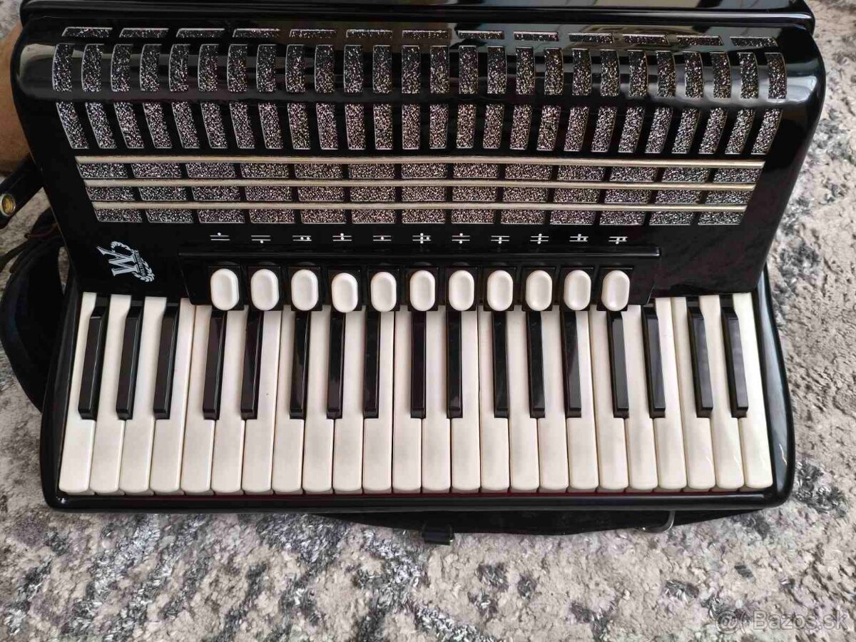 Predám akordeón - 2