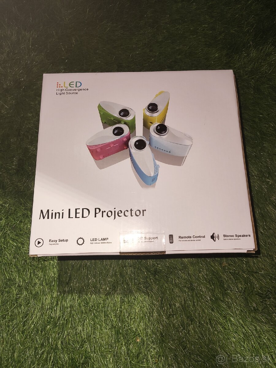 Predam mini LED projektor - 2