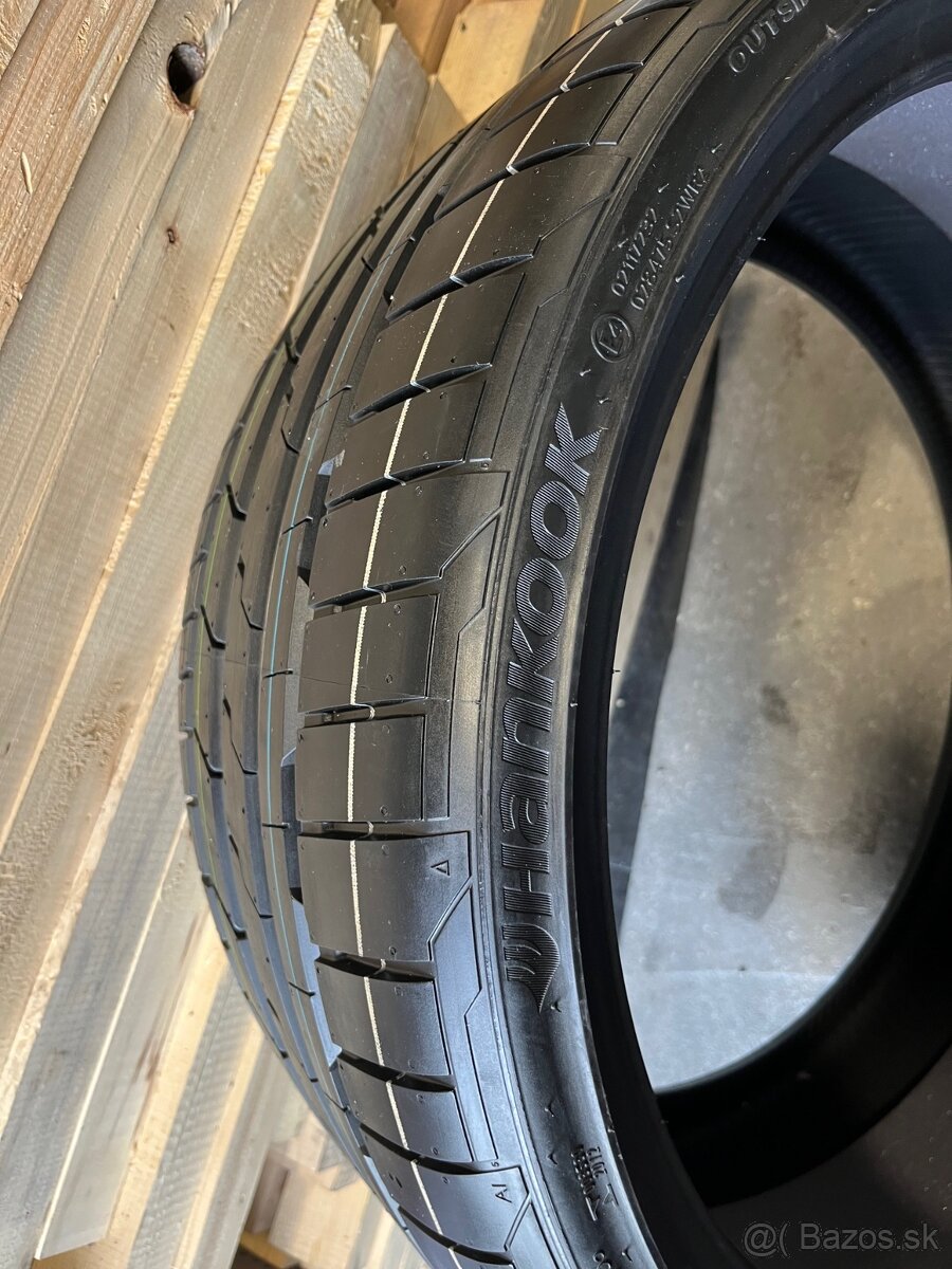 285/30 R 22 ZR Hankook Ventus S1 Evo 3 nové - 2