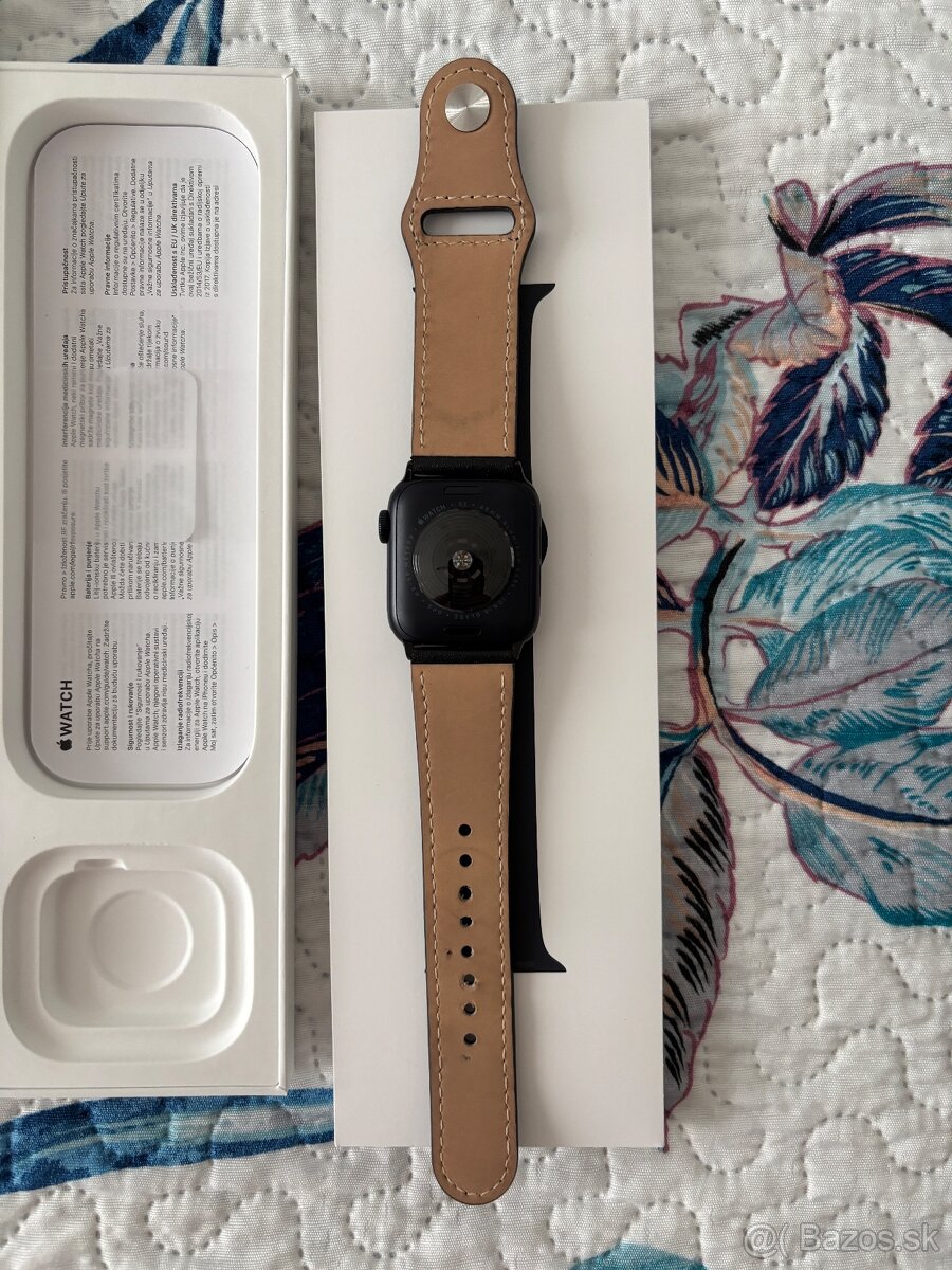 Apple Watch SE 3 2025 - 2