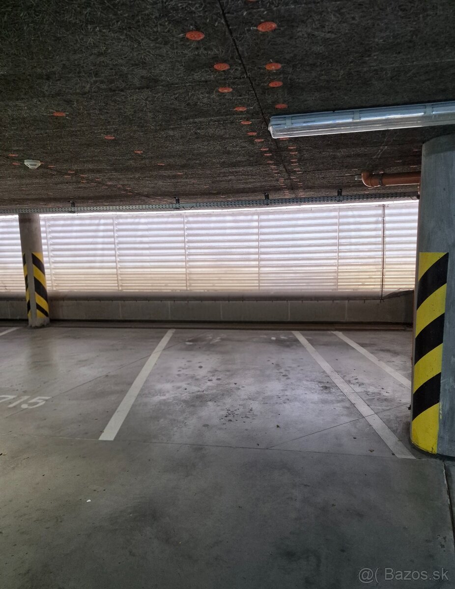 Tri Veže-Garáž - 2