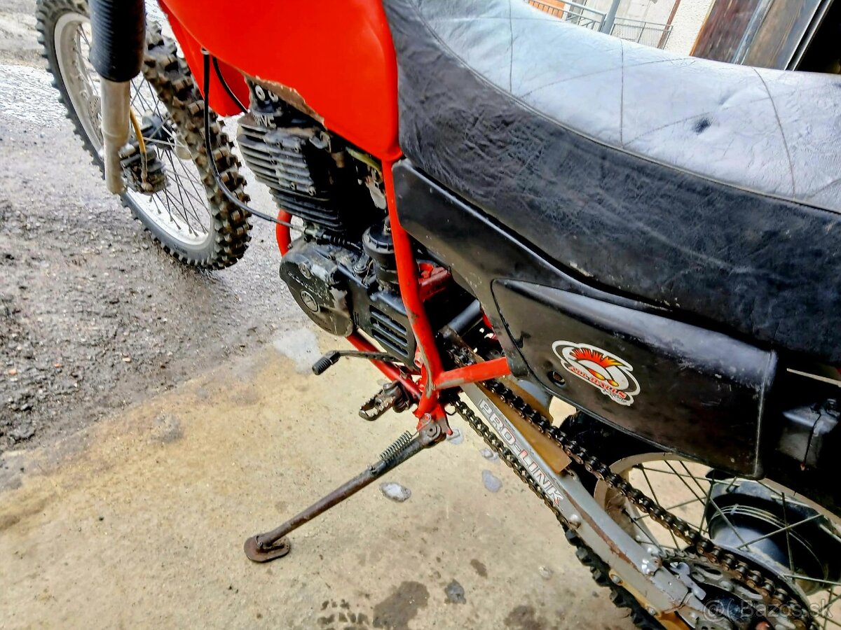 Honda XL 600R.