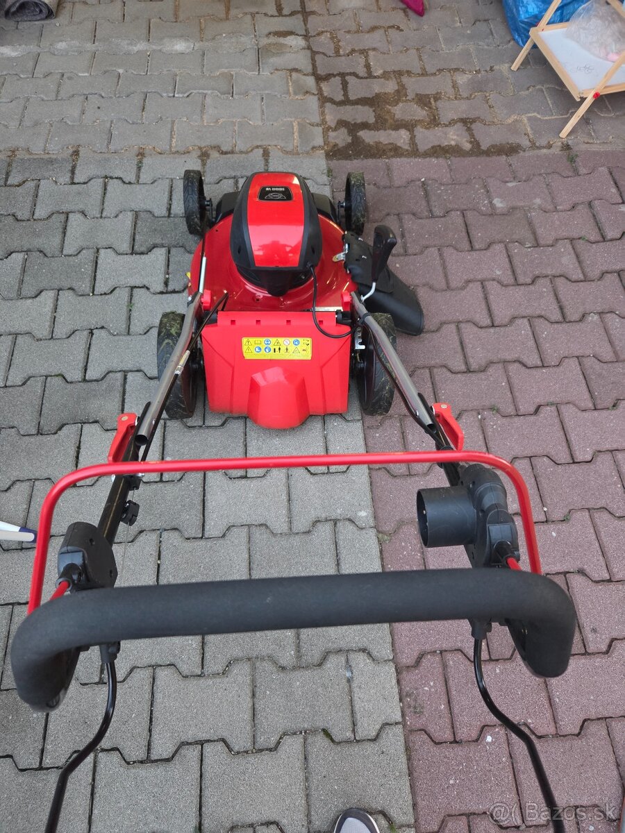 Elektricka kosacka HECHT 1802 S - 2