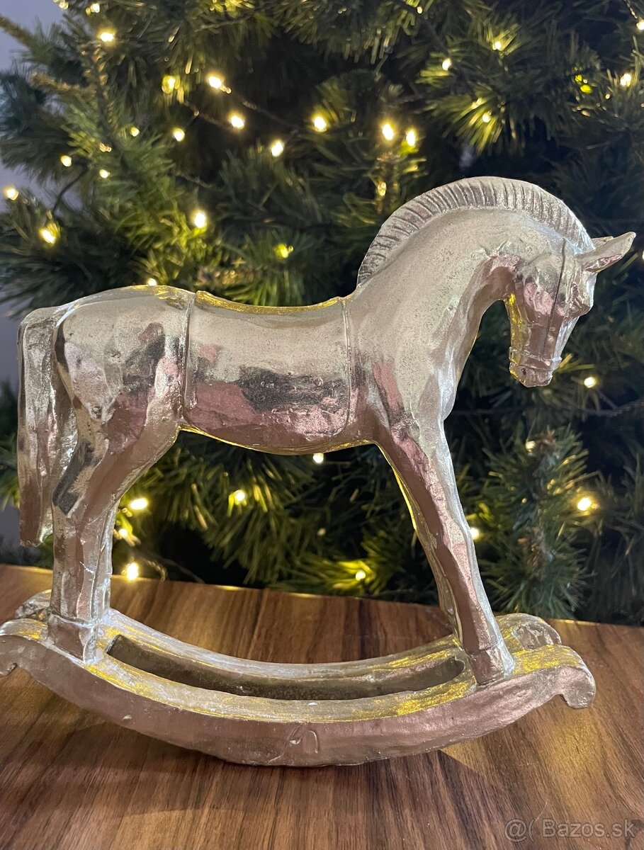 vianoce - hupaci konik 20x20cm - 2