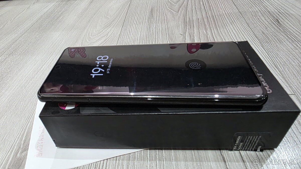 Predám Samsung Galaxy S21 Ultra 5G v čiernej farbe - 2