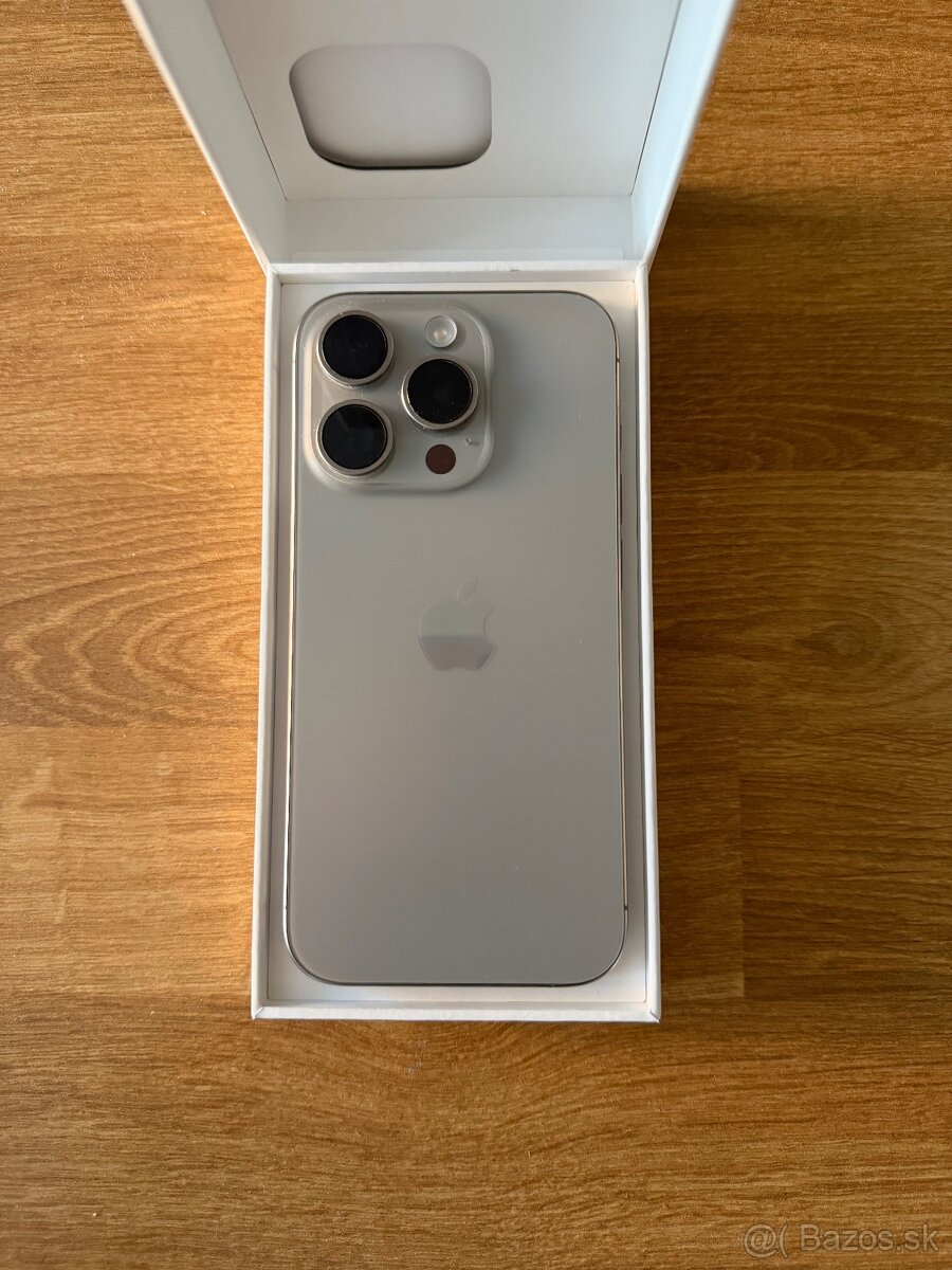 Apple iPhone 15 pro 128 GB - 2