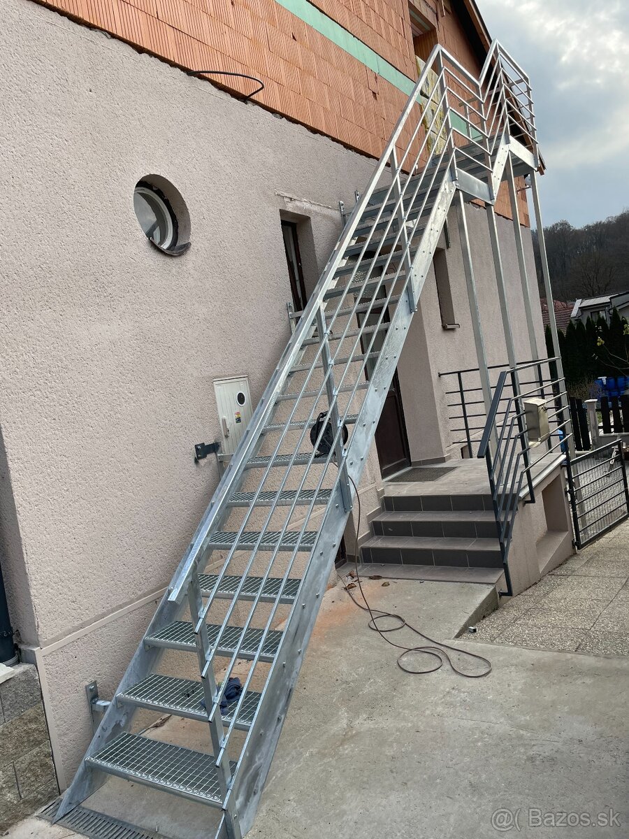 Kovové schody - 2