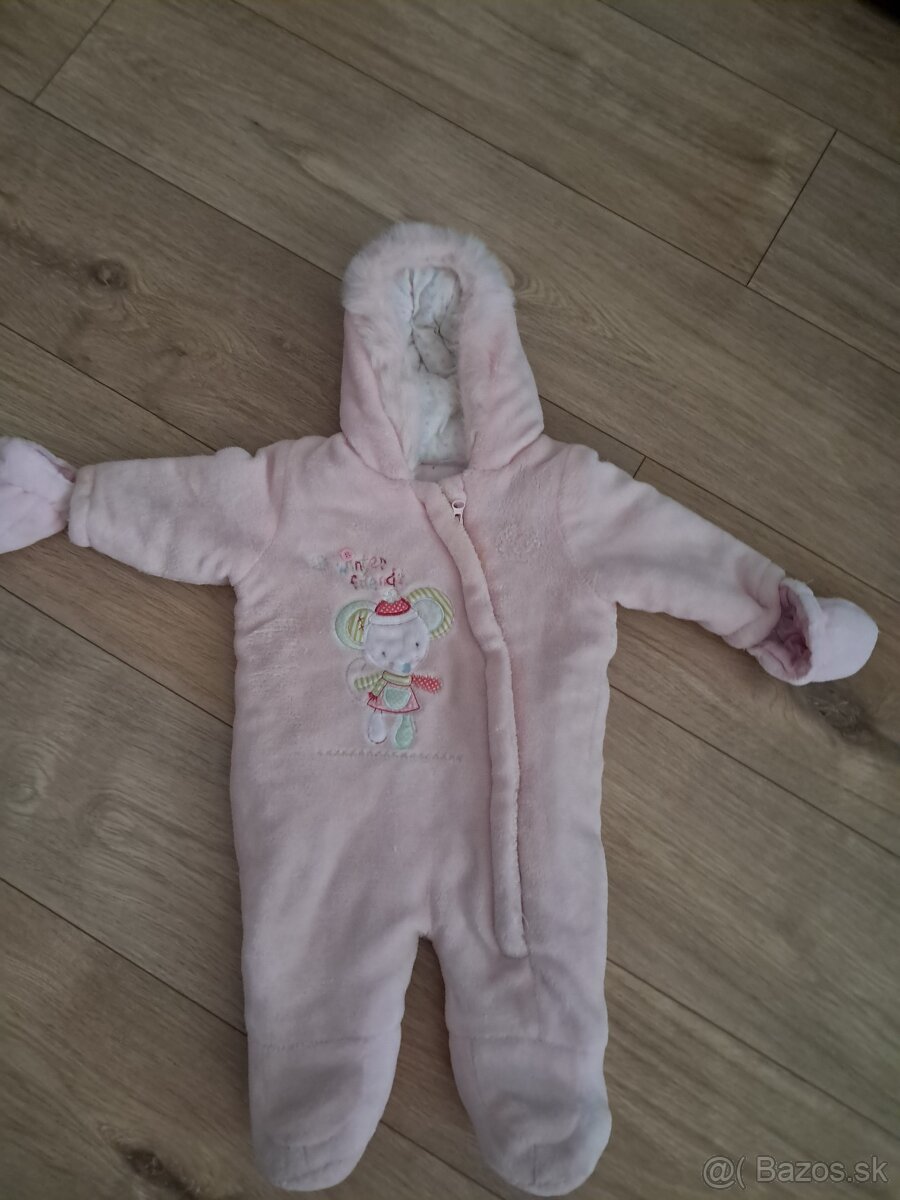 Zimný overal s rukavickami 3-6 mes. - 2