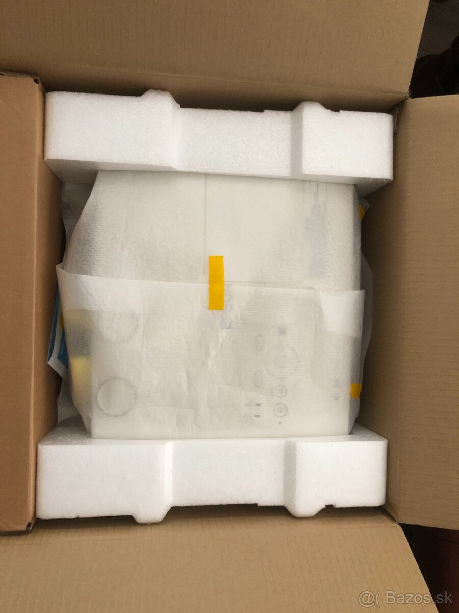 Ponukam na predaj Epson-EH-TW6700 - 2