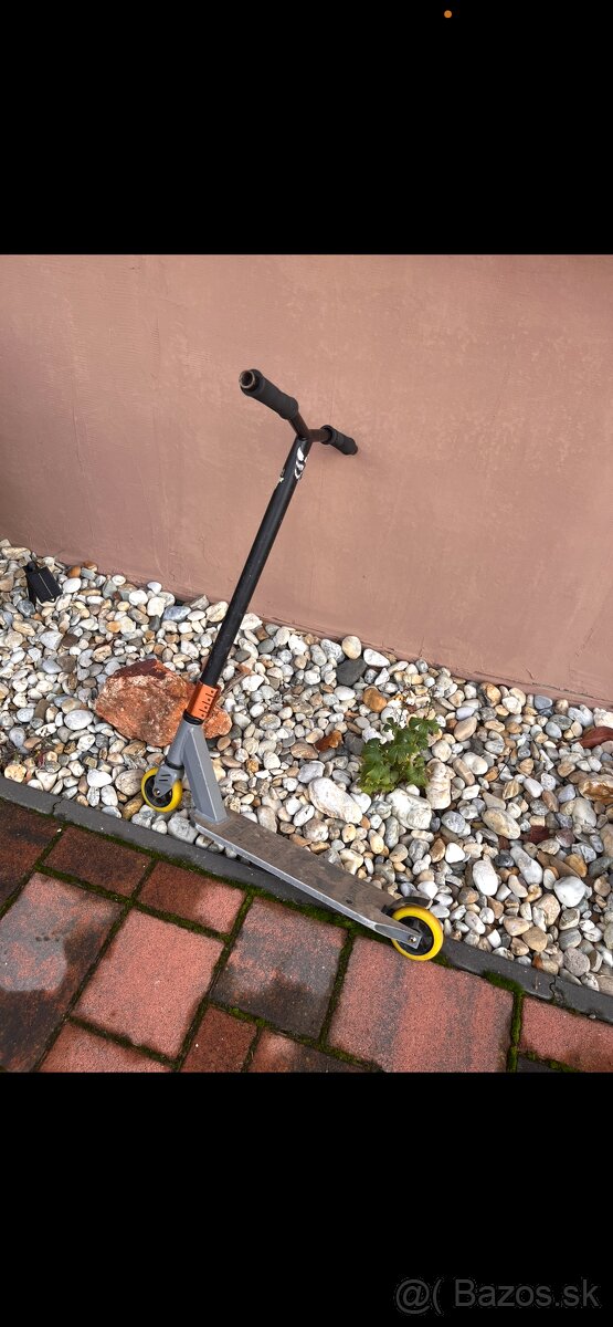 Freestylová kolobežka Bandit - 2