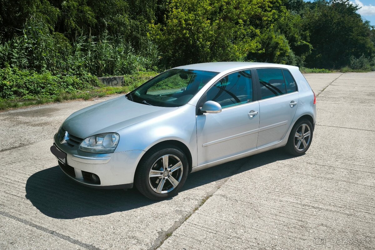 VW Golf 5 1.9 tdi - 2