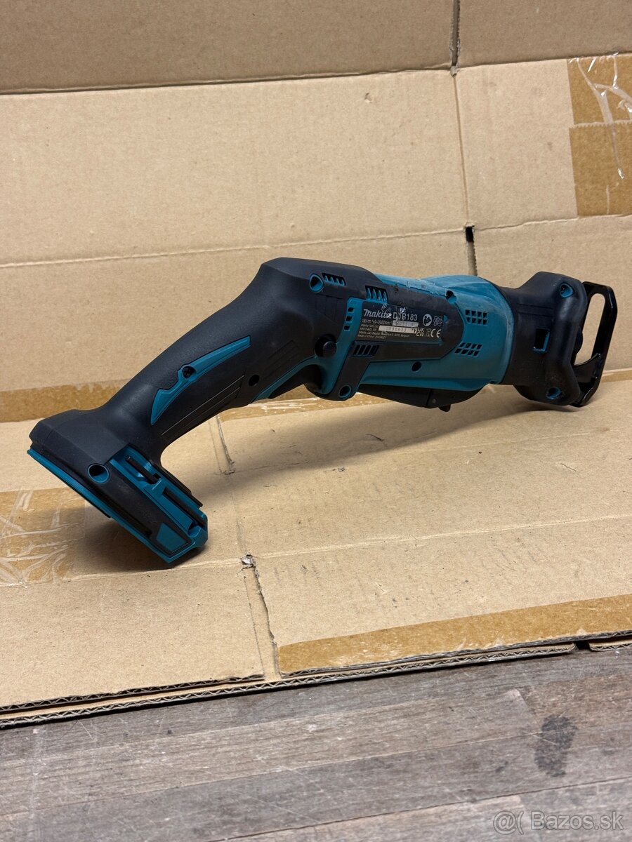 AKU chvostova píla Makita - 2