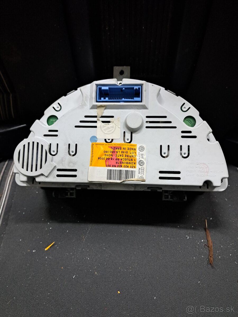 VW Fox 1.2 40kW budíky 5Z0 920 820 NX - 2