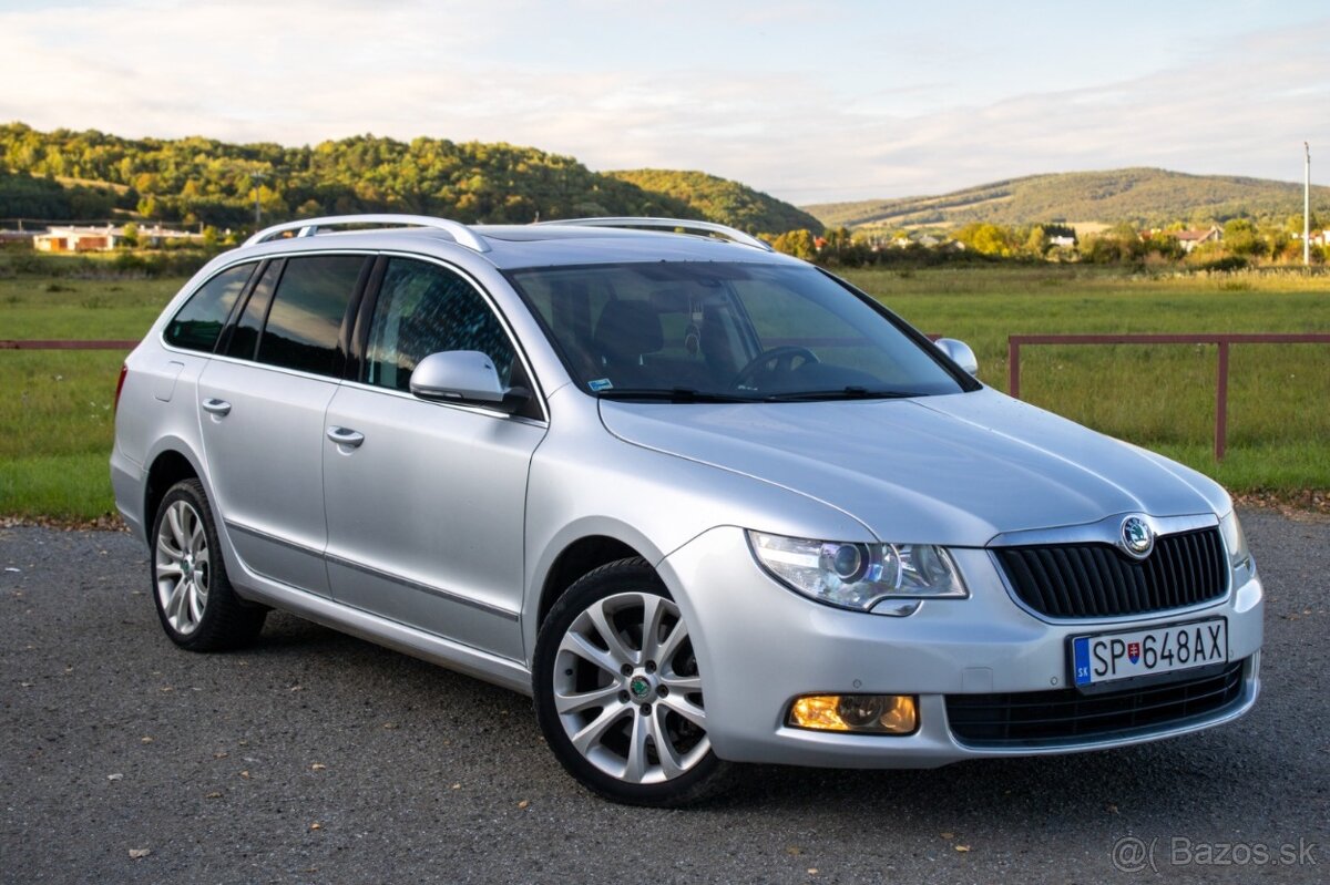 Škoda Superb Combi 2,0 TDI-125 kw Elegance 4X4 - 2