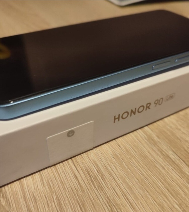 Honor 90 256gb 8g ram - 2